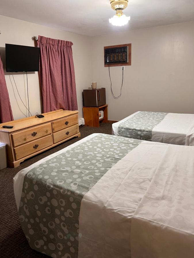 Oswego Inn ภายนอก รูปภาพ