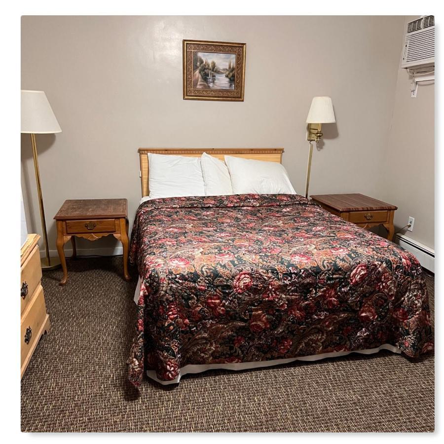 Oswego Inn ภายนอก รูปภาพ