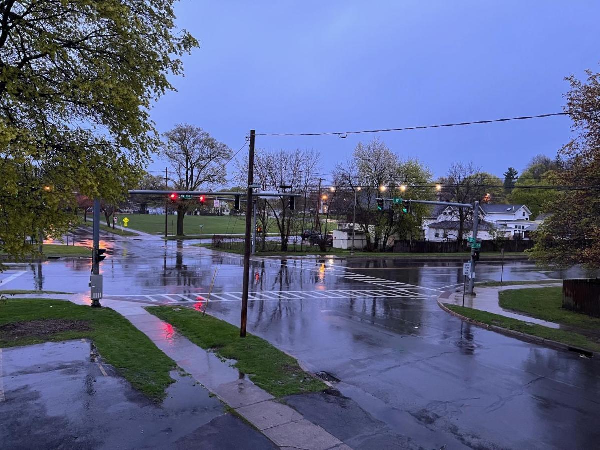 Oswego Inn ภายนอก รูปภาพ