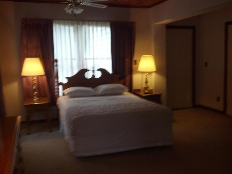 Oswego Inn ภายนอก รูปภาพ